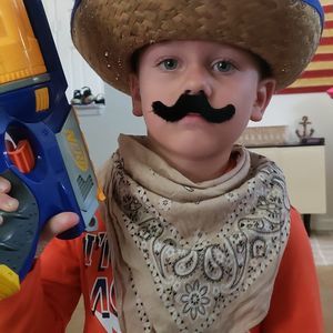 Meet your Posher, Kelly